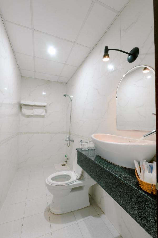 Lotus Rock Hotel Дананг Экстерьер фото